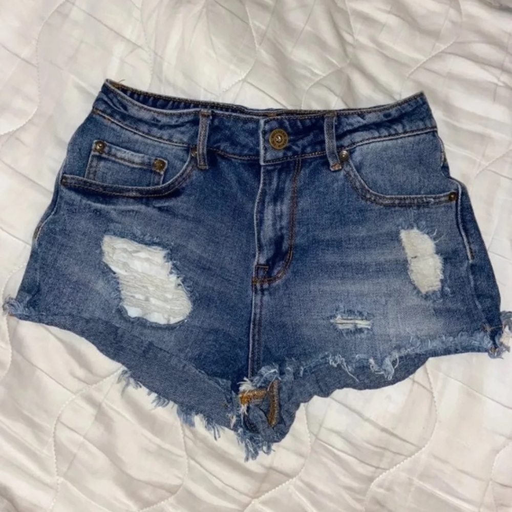 High rise ripped Jean short